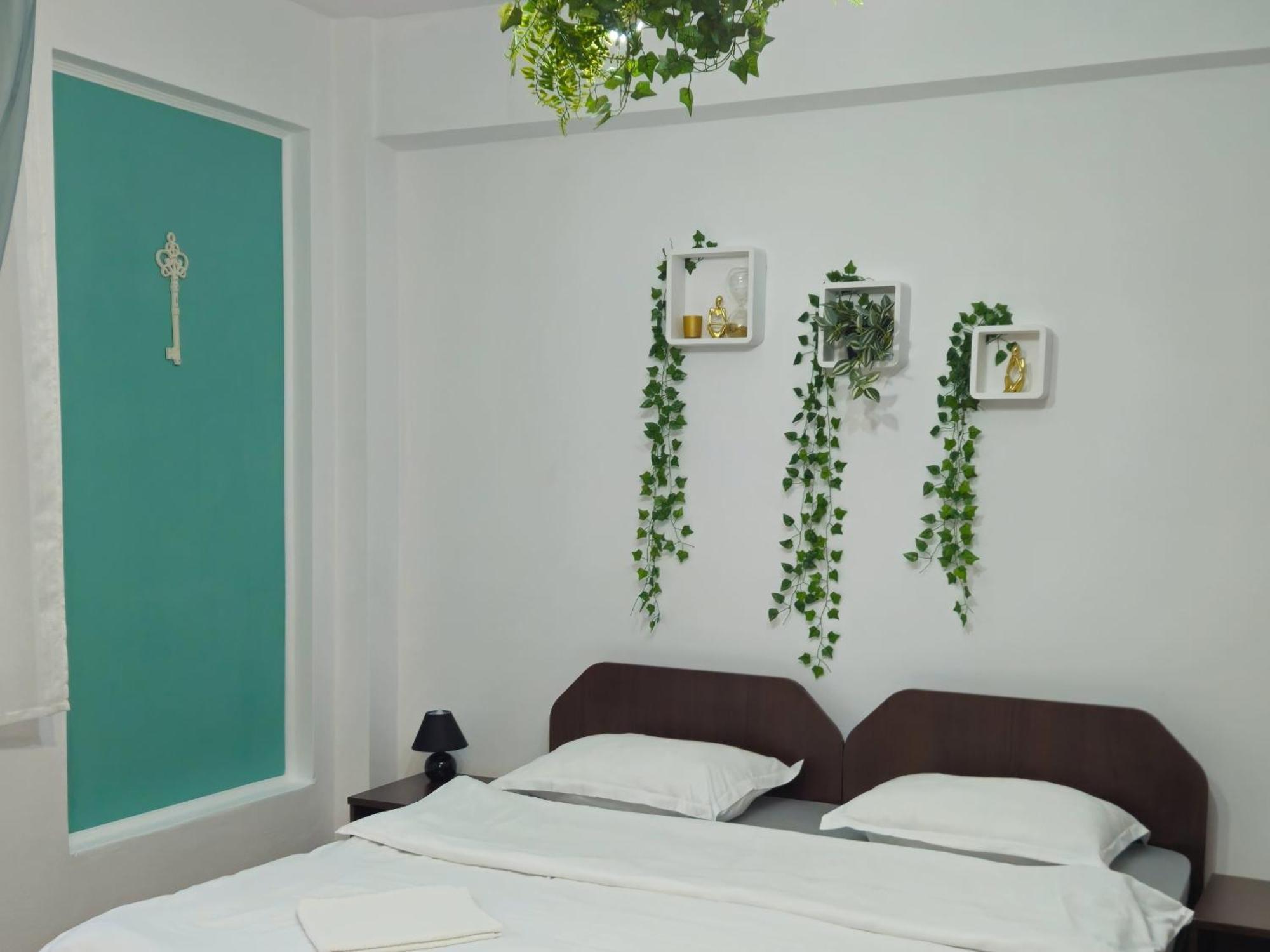 Apartment Zarnesti City Centre Vmp Free Parking Kamer foto