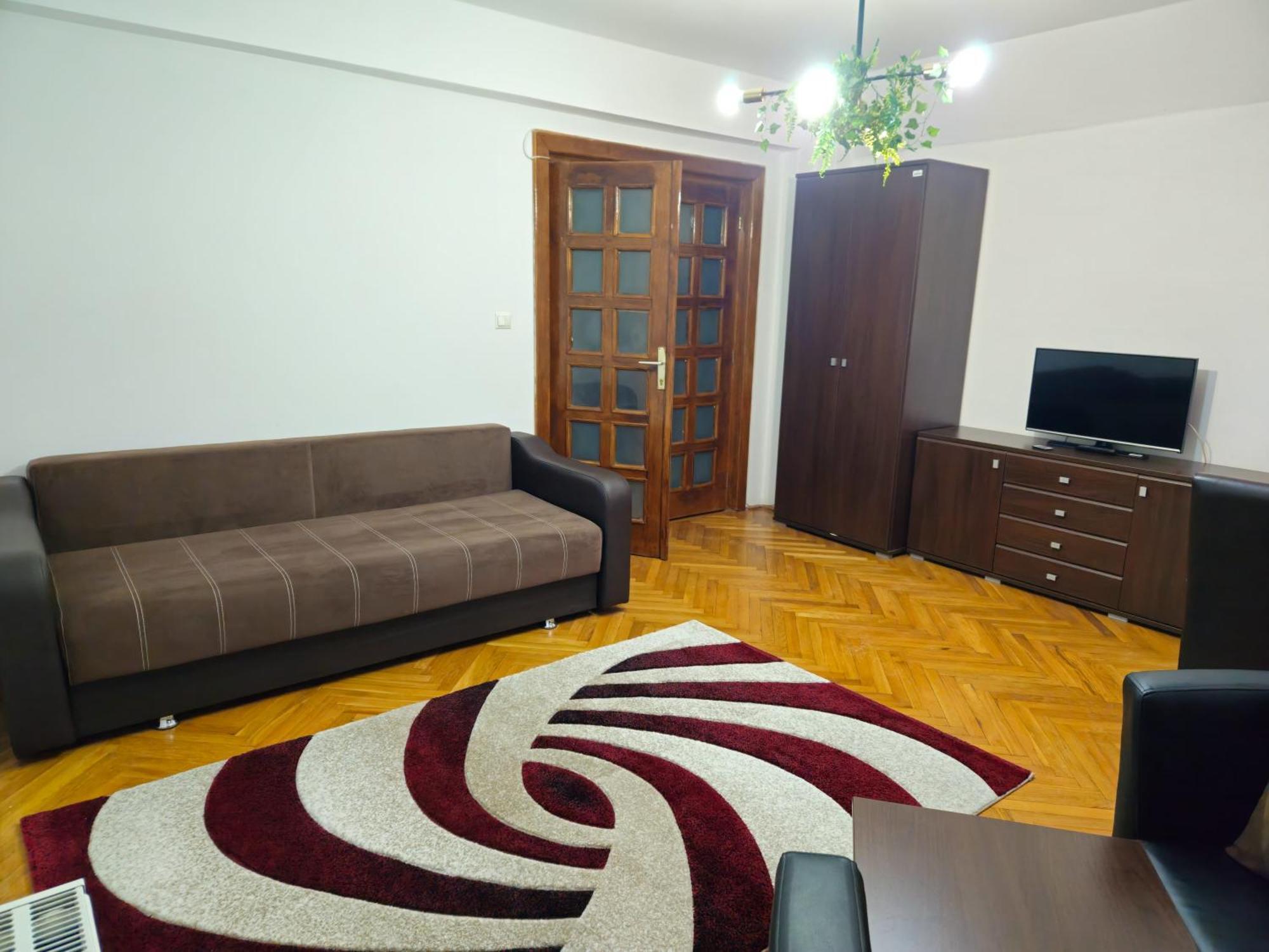 Apartment Zarnesti City Centre Vmp Free Parking Buitenkant foto