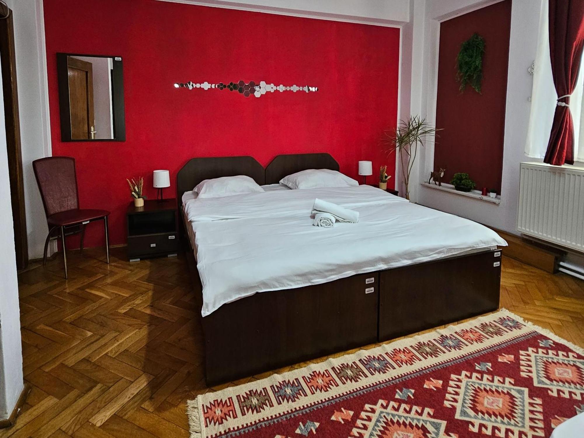 Apartment Zarnesti City Centre Vmp Free Parking Buitenkant foto